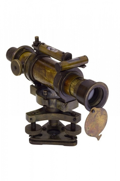 Нивелир «глухой» с выдвижным объективом. США (?), конец 19- начало 20 вв 